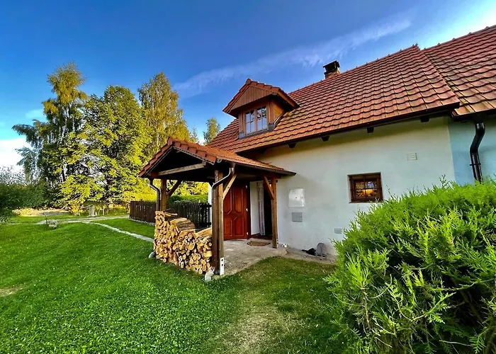 Дом отдыха Chaloupka Vetrnik - Samota U Lesa Rimov (Ceske Budejovice)